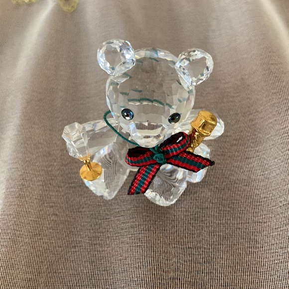 Swarovski Celebration Kris Bear New in Box Retired in 2005 - Picture 2 of 10